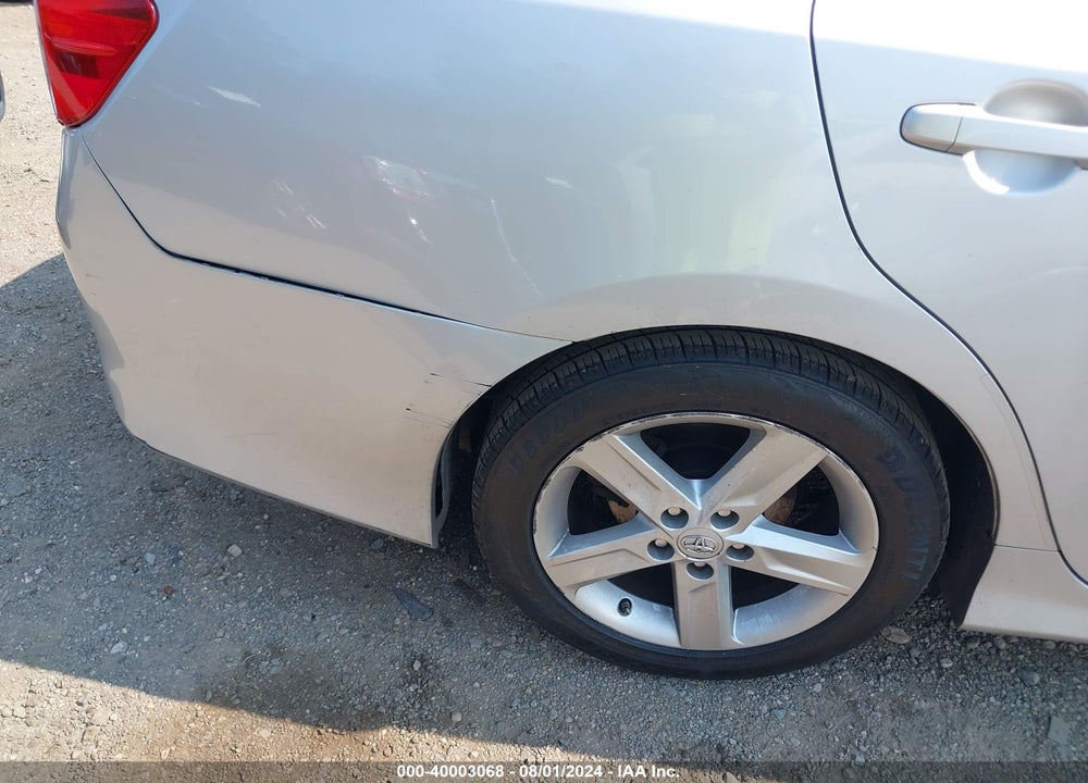 2014 TOYOTA CAMRY SE VIN: 4T1BF1FK7EU454389