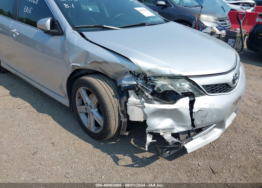 2014 TOYOTA CAMRY SE VIN: 4T1BF1FK7EU454389