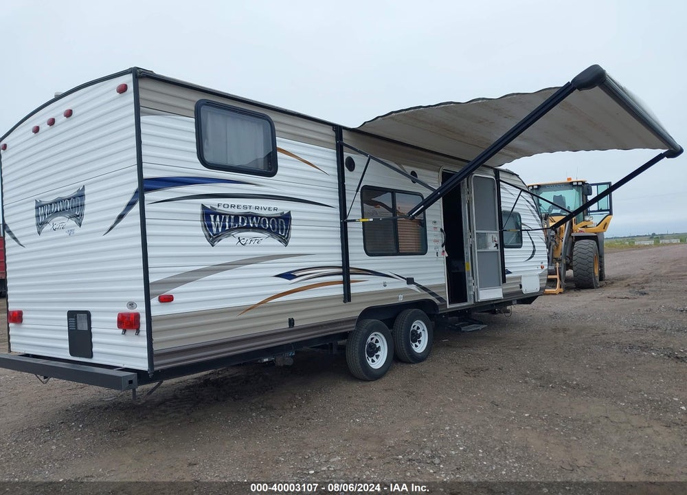 2017 FOREST RIVER WILDWOOD M-28DBUD VIN: 4X4TWDB2XH7354266