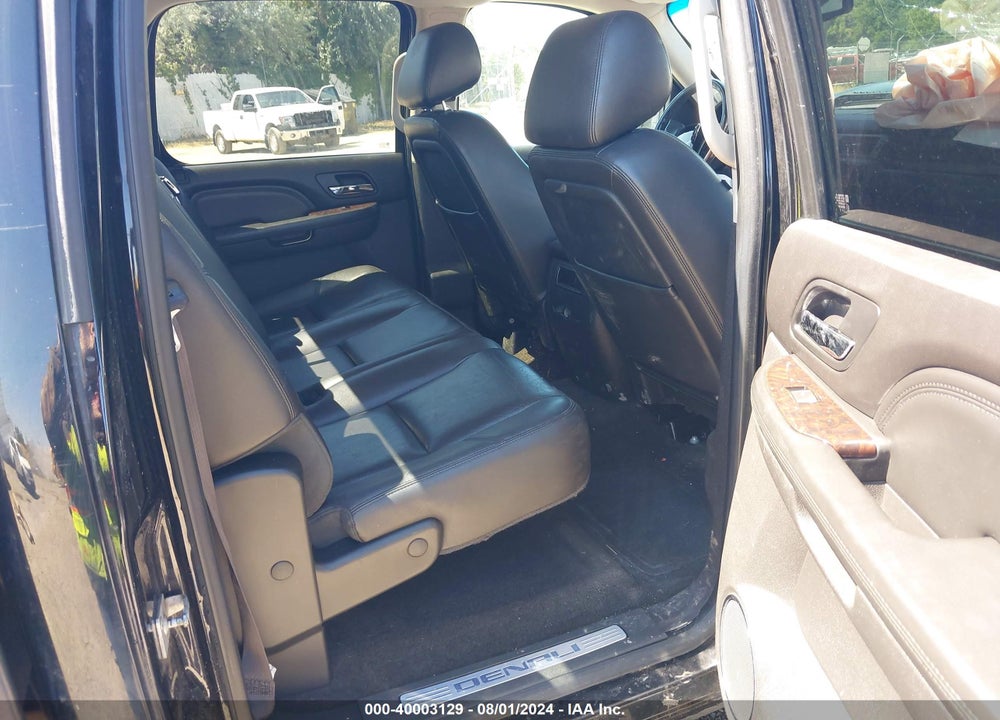 2013 GMC SIERRA 2500HD DENALI VIN: 1GT125EG9DF240183
