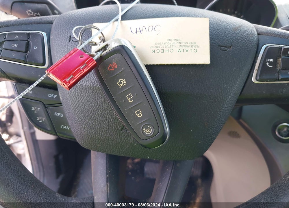 2019 FORD ESCAPE SE VIN: 1FMCU9GD5KUB33262