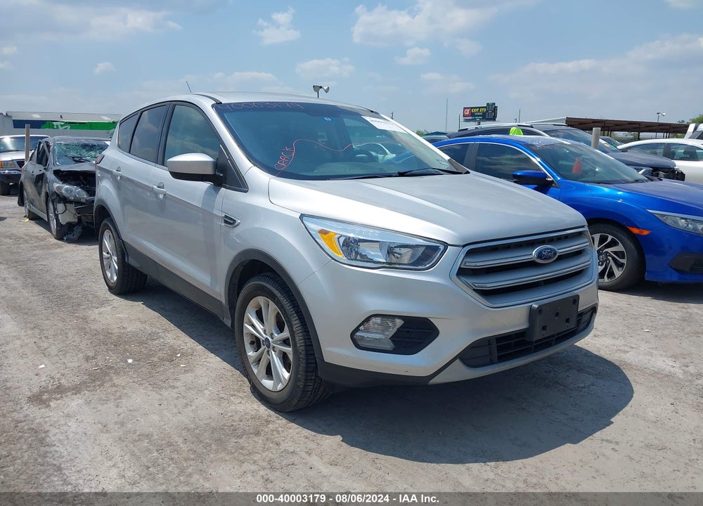 2019 FORD ESCAPE SE VIN: 1FMCU9GD5KUB33262