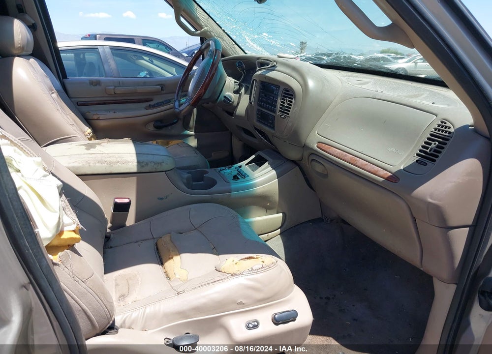 2001 LINCOLN NAVIGATOR VIN: 5LMEU27R21LJ27951