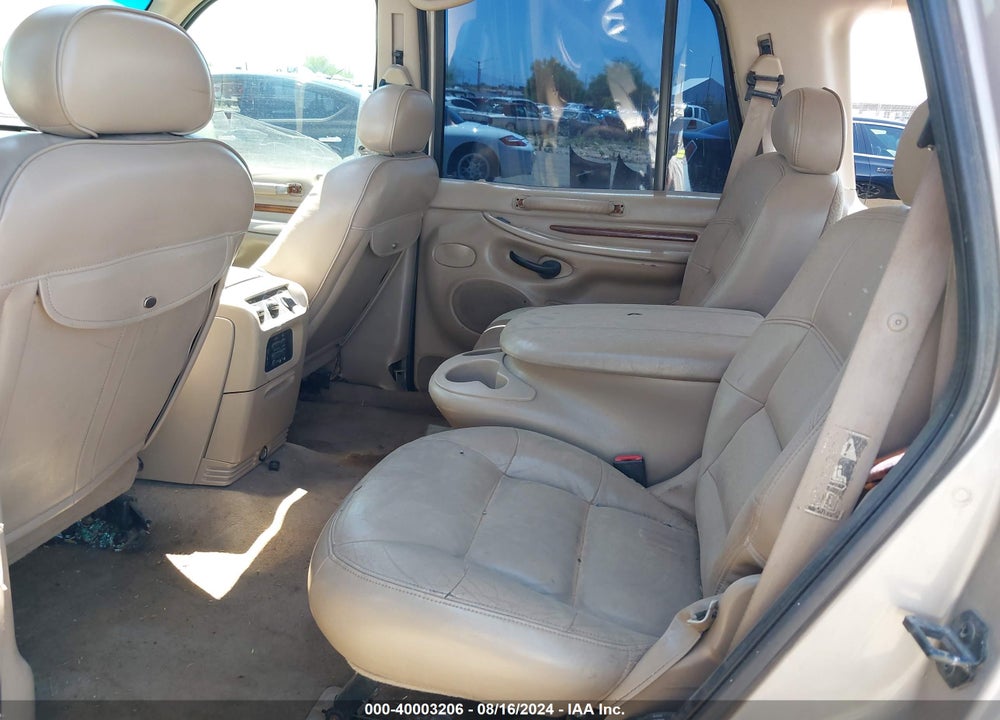 2001 LINCOLN NAVIGATOR VIN: 5LMEU27R21LJ27951