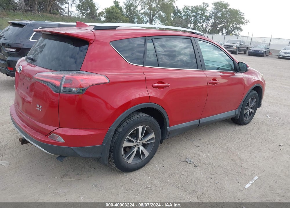 2016 TOYOTA RAV4 XLE VIN: 2T3RFREVXGW438772