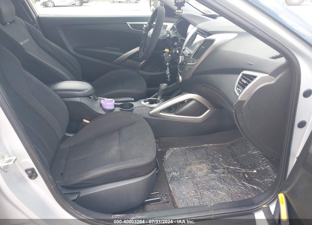 2016 HYUNDAI VELOSTER VIN: KMHTC6AD7GU269457