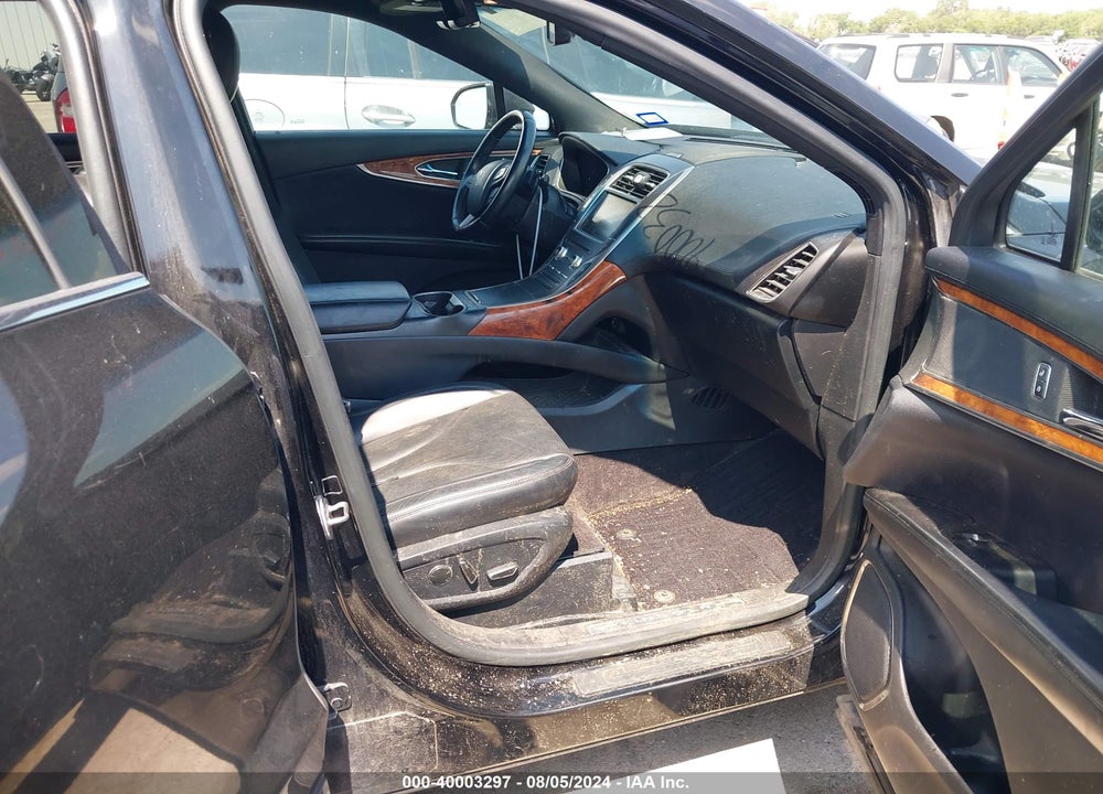 2016 LINCOLN MKX RESERVE VIN: 2LMTJ8LR3GBL27925
