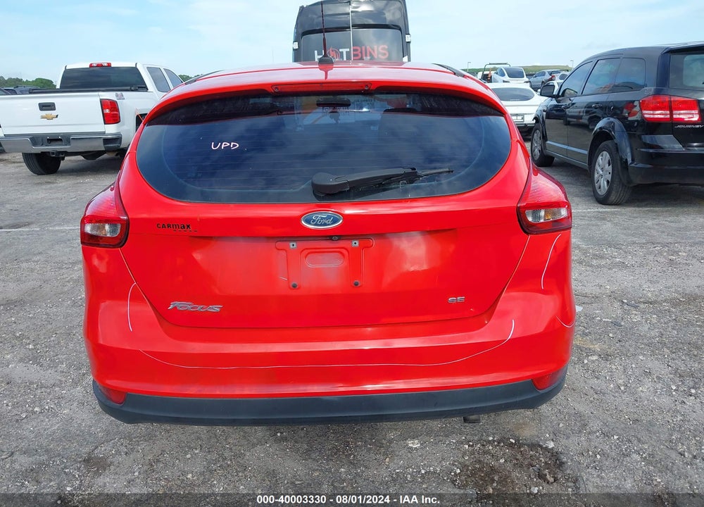 2017 FORD FOCUS SE VIN: 1FADP3K24HL225888