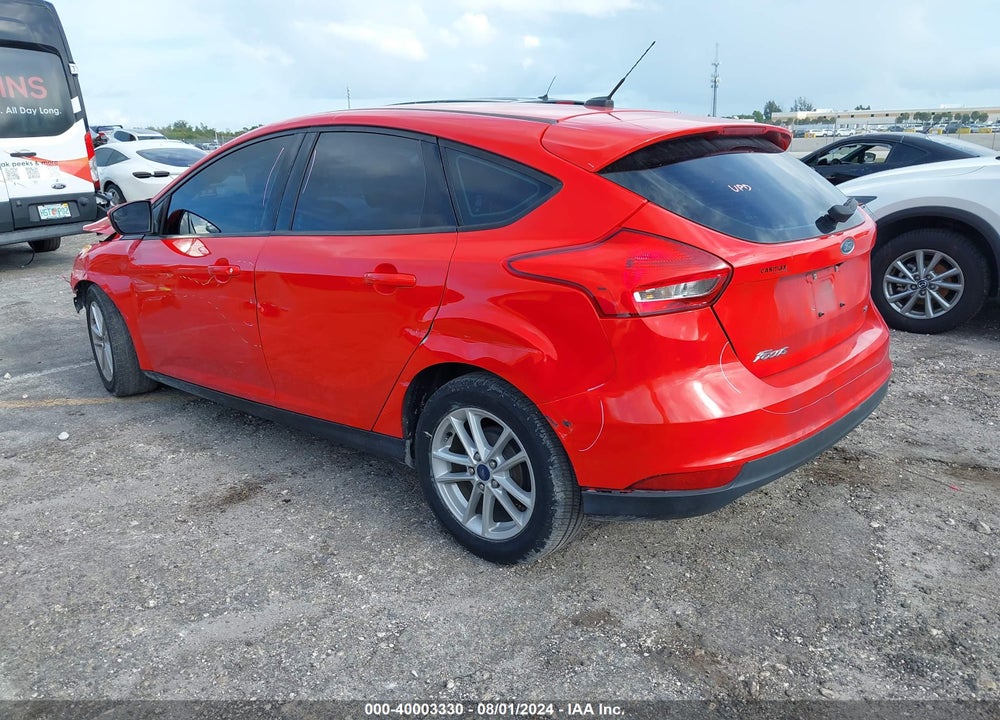 2017 FORD FOCUS SE VIN: 1FADP3K24HL225888