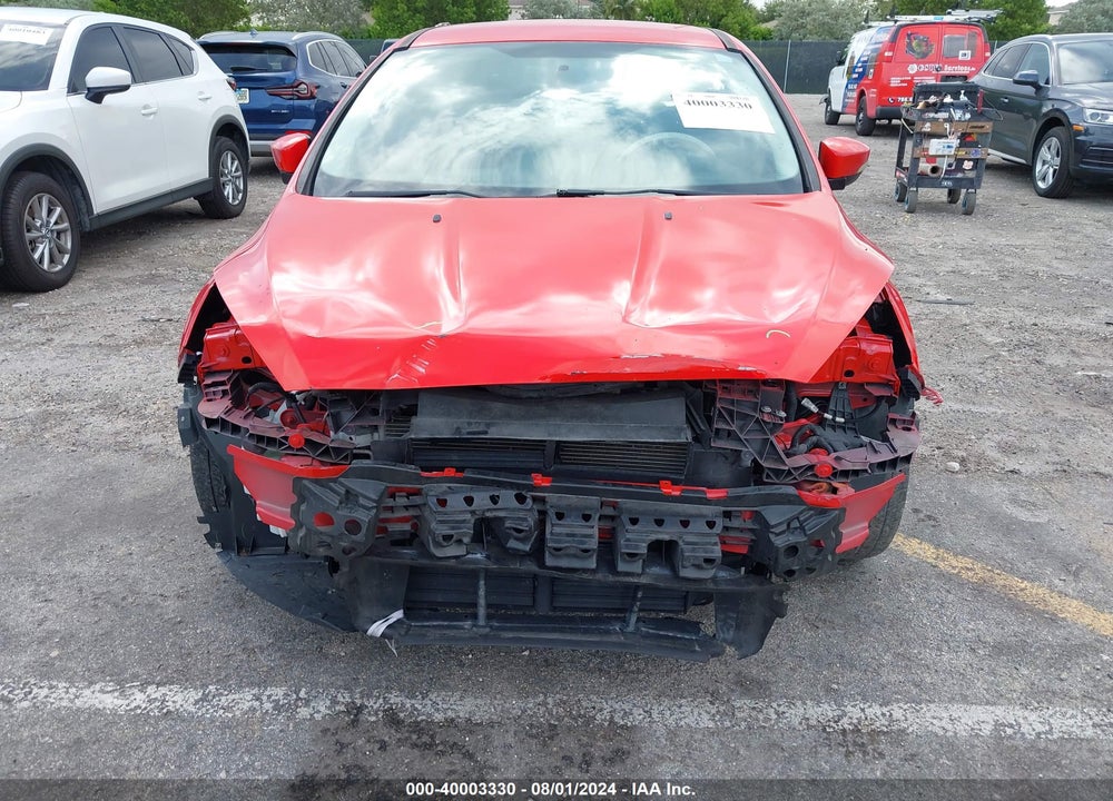 2017 FORD FOCUS SE VIN: 1FADP3K24HL225888