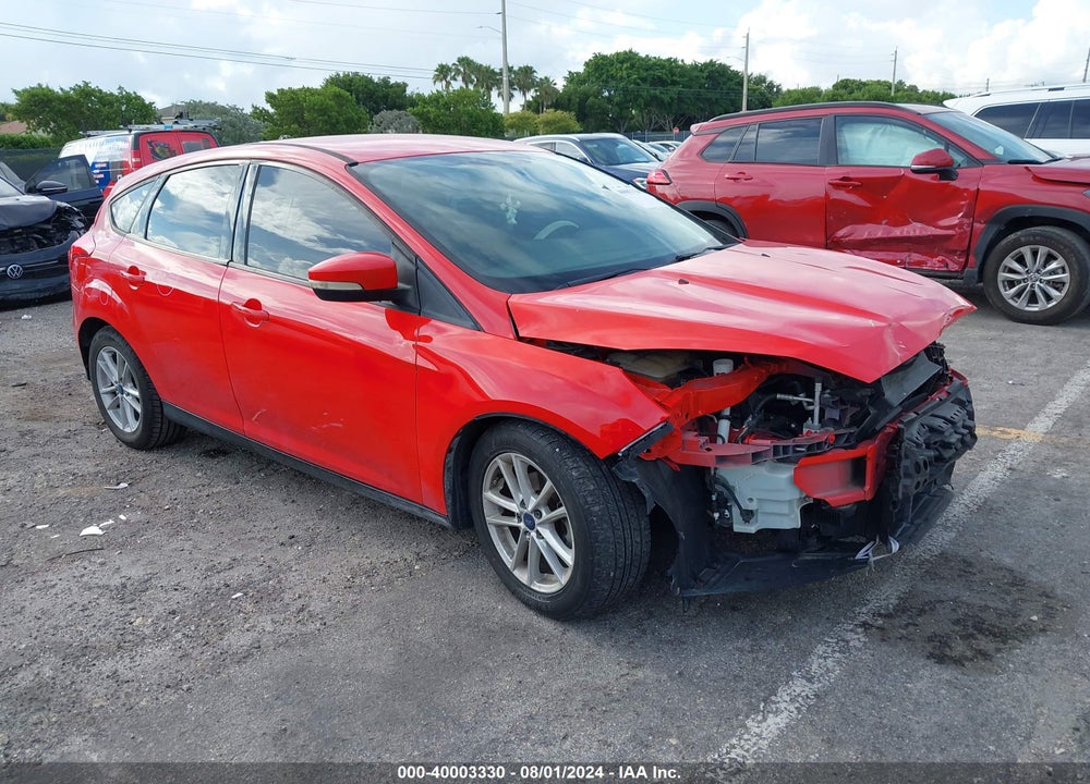 2017 FORD FOCUS SE VIN: 1FADP3K24HL225888