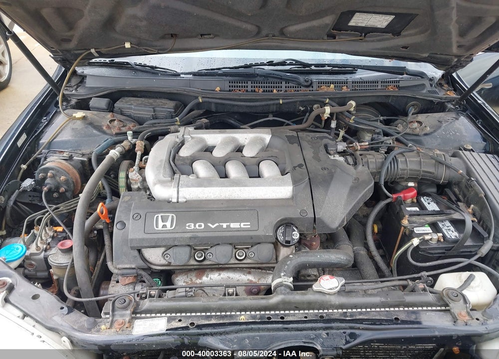 2000 HONDA ACCORD 3.0 EX VIN: 1HGCG1651YA089599