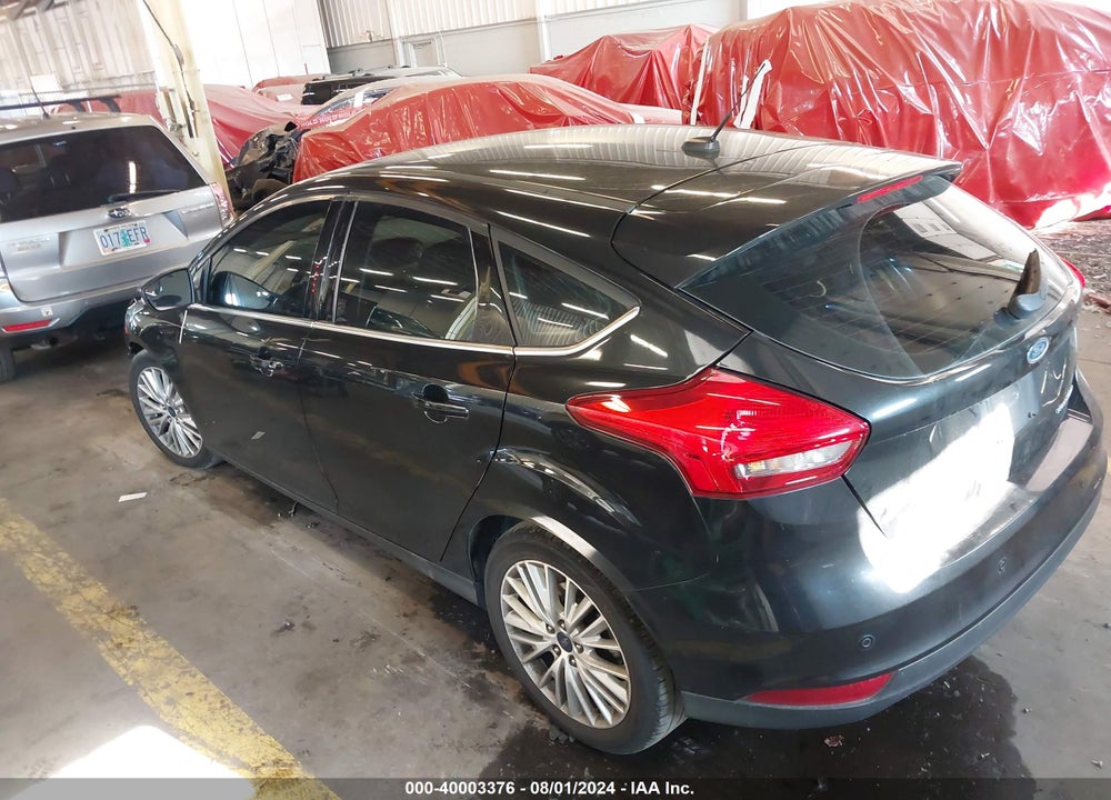 2015 FORD FOCUS TITANIUM VIN: 1FADP3N2XFL358647