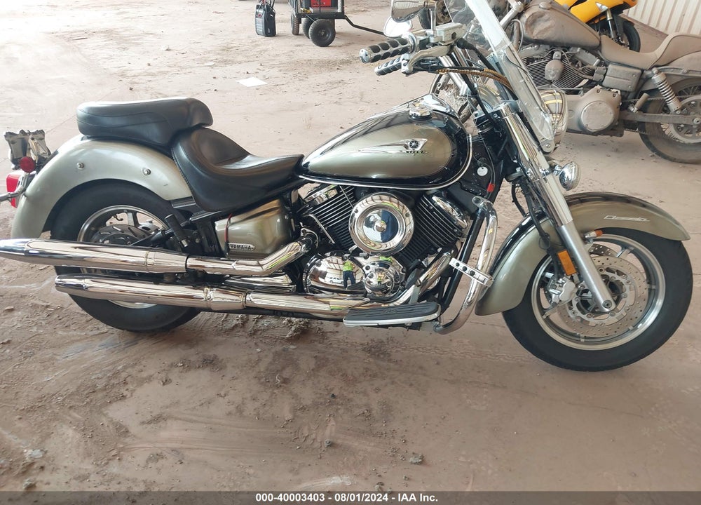 2005 YAMAHA XVS1100 A VIN: JYAVP11E65A075199