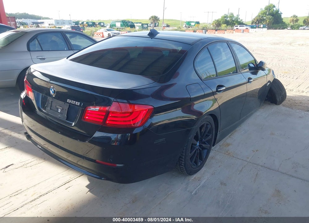 2011 BMW 528I VIN: WBAFR1C58BC751388