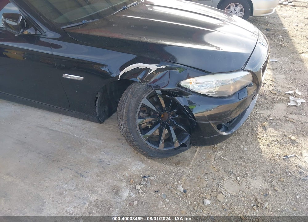 2011 BMW 528I VIN: WBAFR1C58BC751388