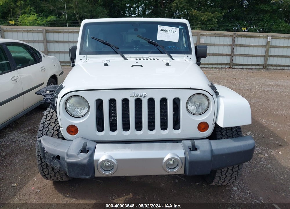 2012 JEEP WRANGLER UNLIMITED SAHARA VIN: 1C4HJWEG1CL154213