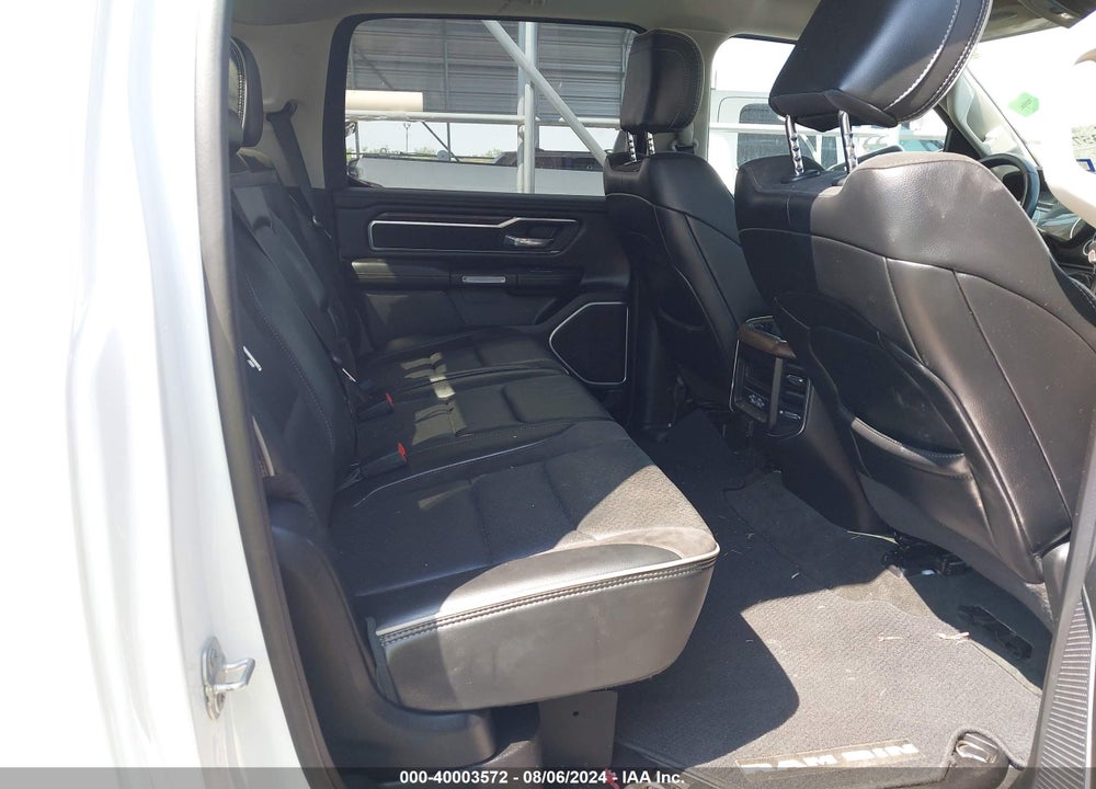 2022 RAM 1500 LAIE  4X4 5'7 BOX VIN: 1C6SRFJT2NN174583