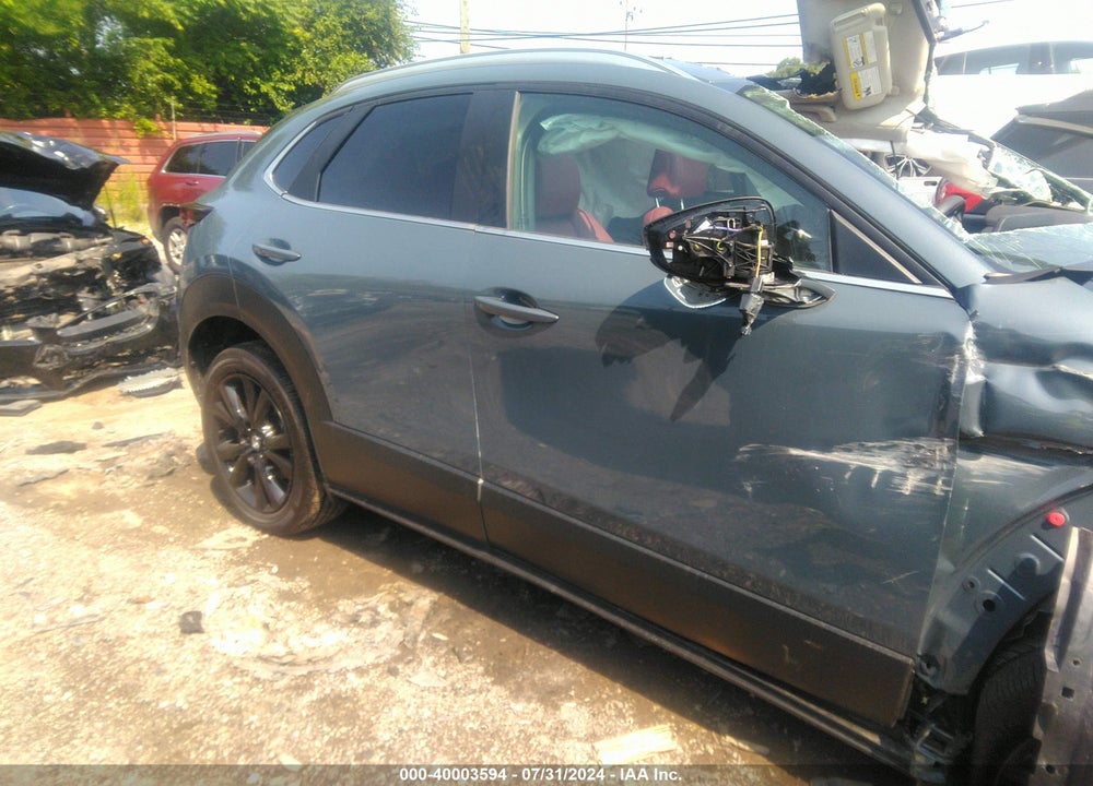 2024 MAZDA CX-30 2.5 S CARBON EDITION VIN: 3MVDMBCM1RM615925