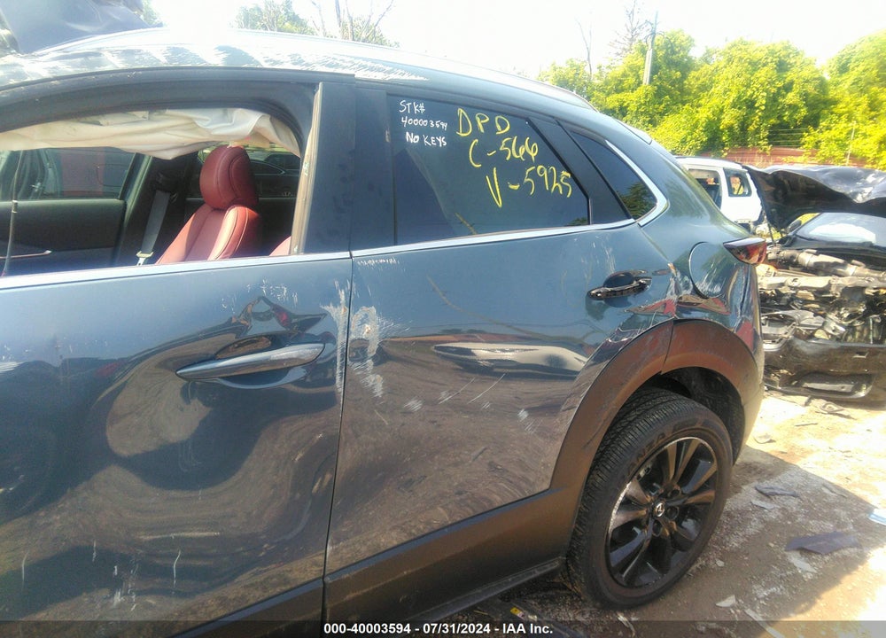 2024 MAZDA CX-30 2.5 S CARBON EDITION VIN: 3MVDMBCM1RM615925