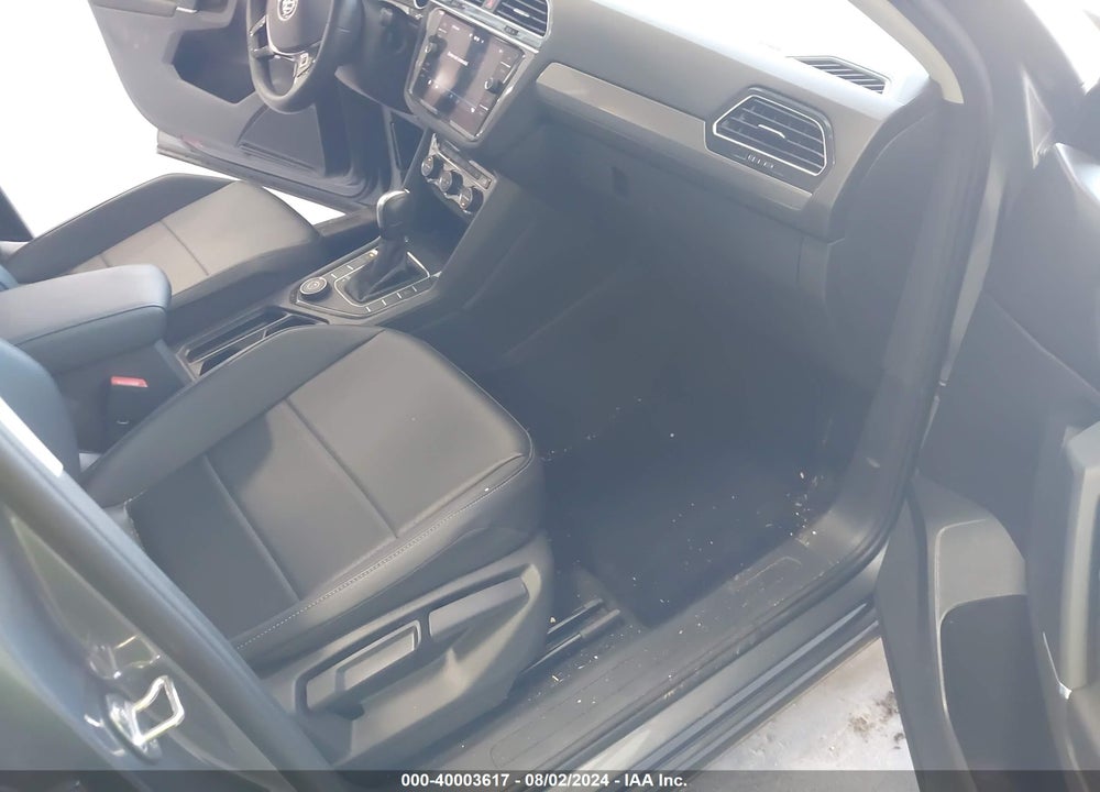 2020 VOLKSWAGEN TIGUAN 2.0T SE/2.0T SE R-LINE BLACK/2.0T SEL VIN: 3VV2B7AX4LM042049