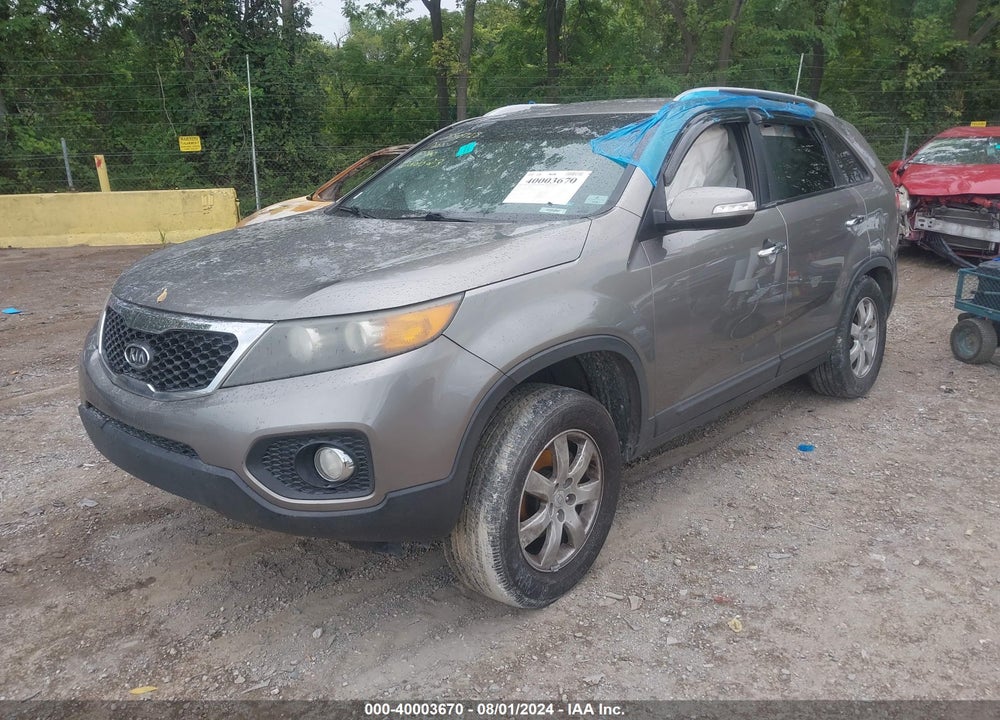 2011 KIA SORENTO LX VIN: 5XYKT4A17BG022623