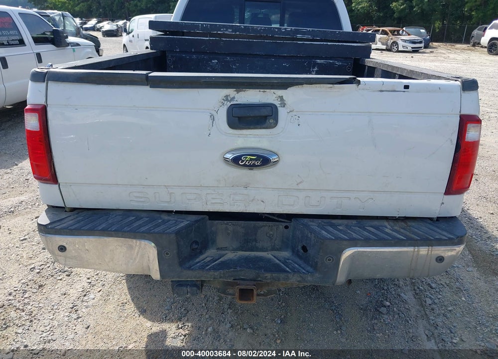 2015 FORD F-350 LARIAT VIN: 1FT8W3BTXFED10372