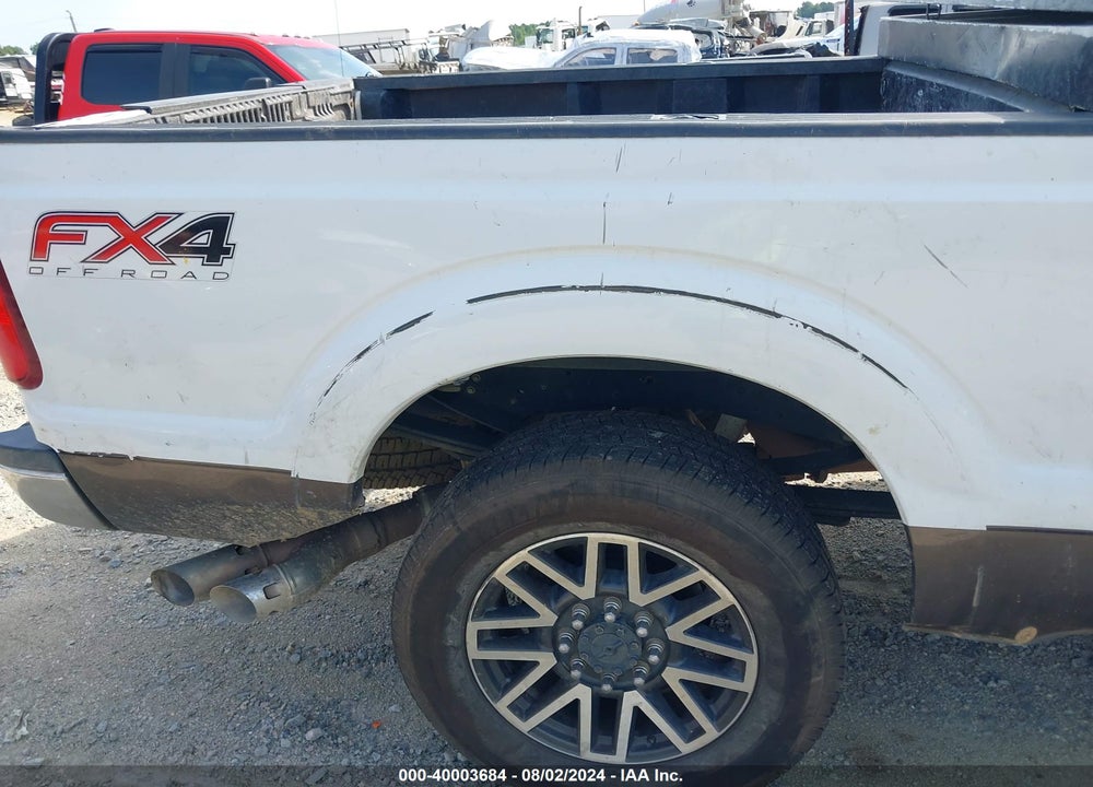 2015 FORD F-350 LARIAT VIN: 1FT8W3BTXFED10372