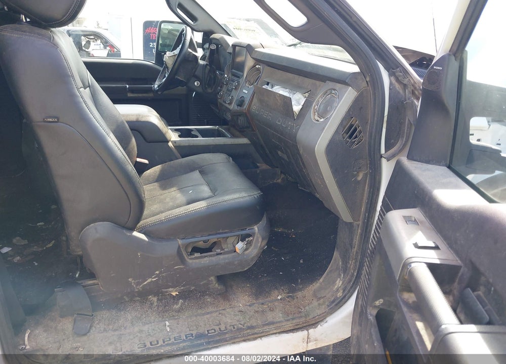 2015 FORD F-350 LARIAT VIN: 1FT8W3BTXFED10372