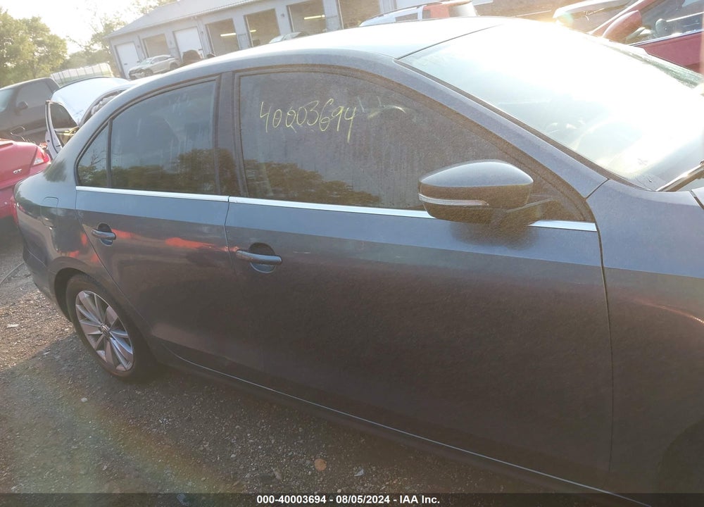 2015 VOLKSWAGEN JETTA 2.0L TDI SE VIN: 3VW3A7AJ8FM260840