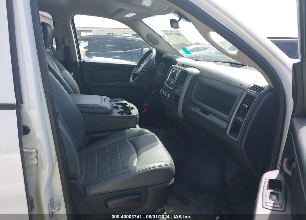 2017 RAM 1500 TRADESMAN 4X2 5'7 BOX VIN: 1C6RR6KG5HS556774