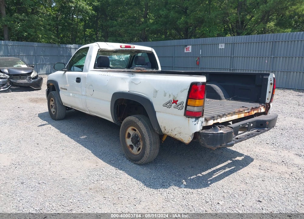 2005 GMC SIERRA 2500HD WORK TRUCK VIN: 1GTHK24U75E219120