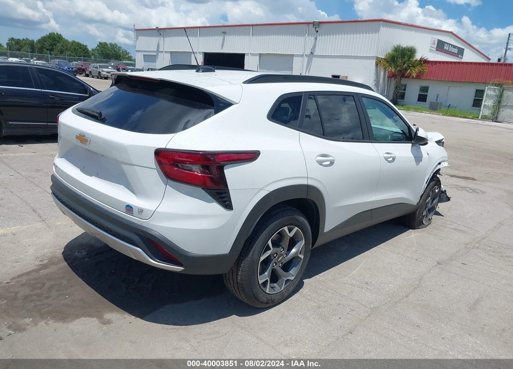 2024 CHEVROLET TRAX FWD LT VIN: KL77LHE22RC197339