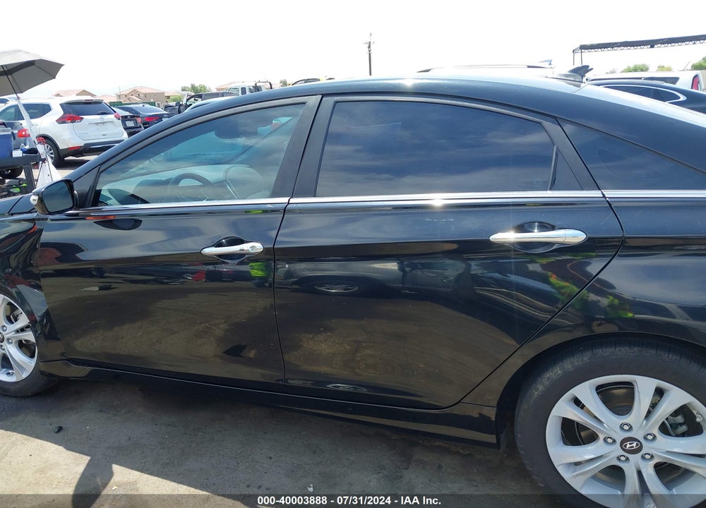 2011 HYUNDAI SONATA LIMITED VIN: 5NPEC4AC2BH218900
