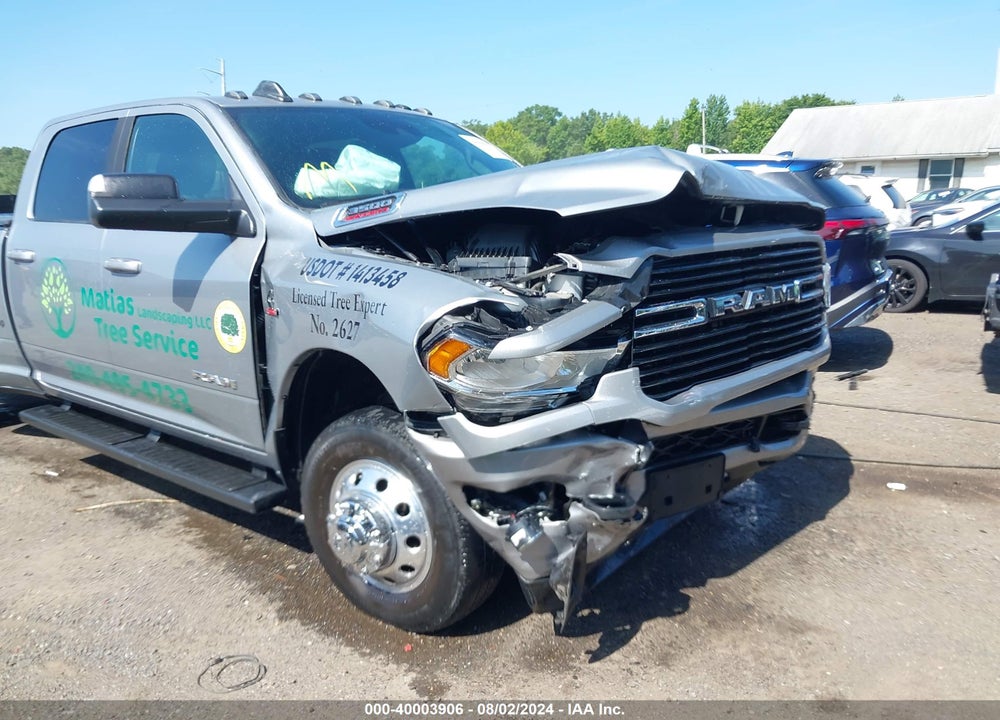 2021 RAM 3500 BIG HORN  4X4 8' BOX VIN: 3C63RRHL9MG640593