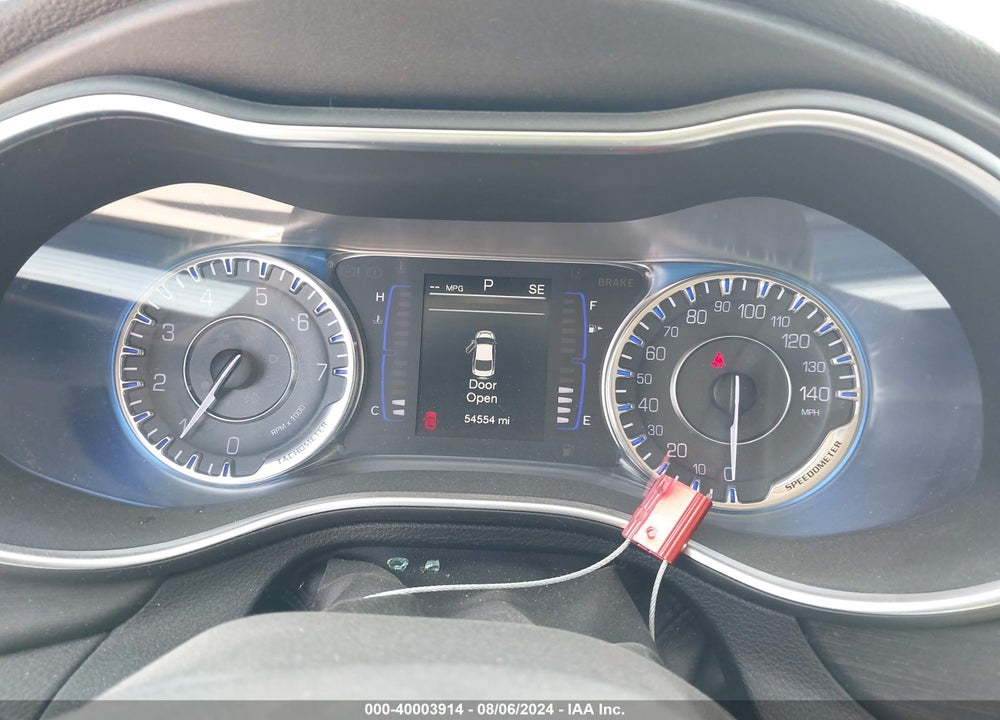 2016 CHRYSLER 200 LIMITED VIN: 1C3CCCAB5GN186867