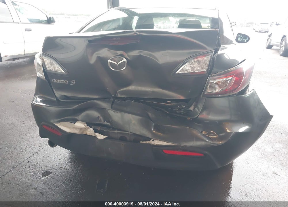 2011 MAZDA 3 VIN: JM1BL1VF7B1378316