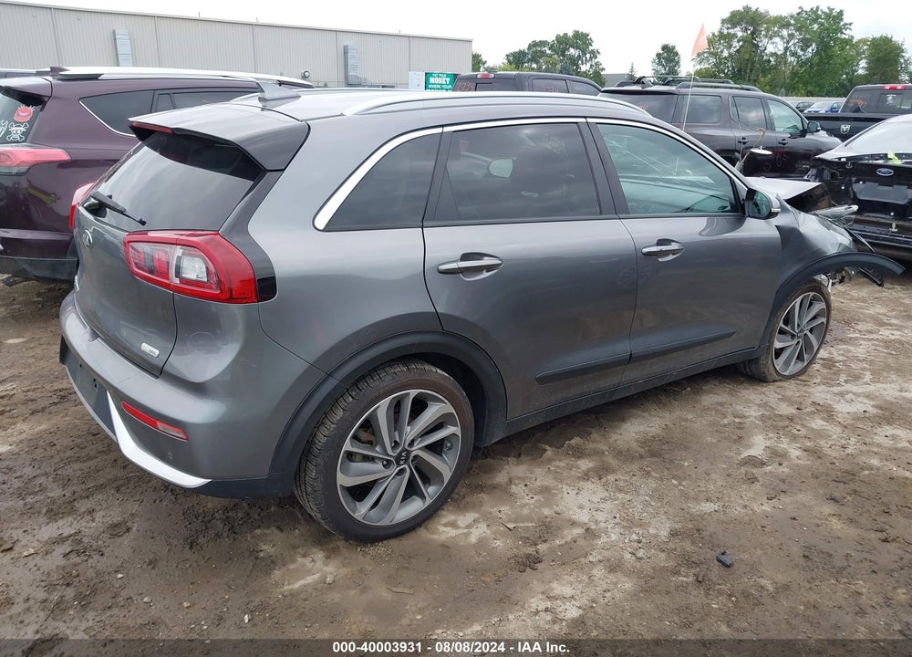2017 KIA NIRO TOURING VIN: KNDCE3LC9H5051484