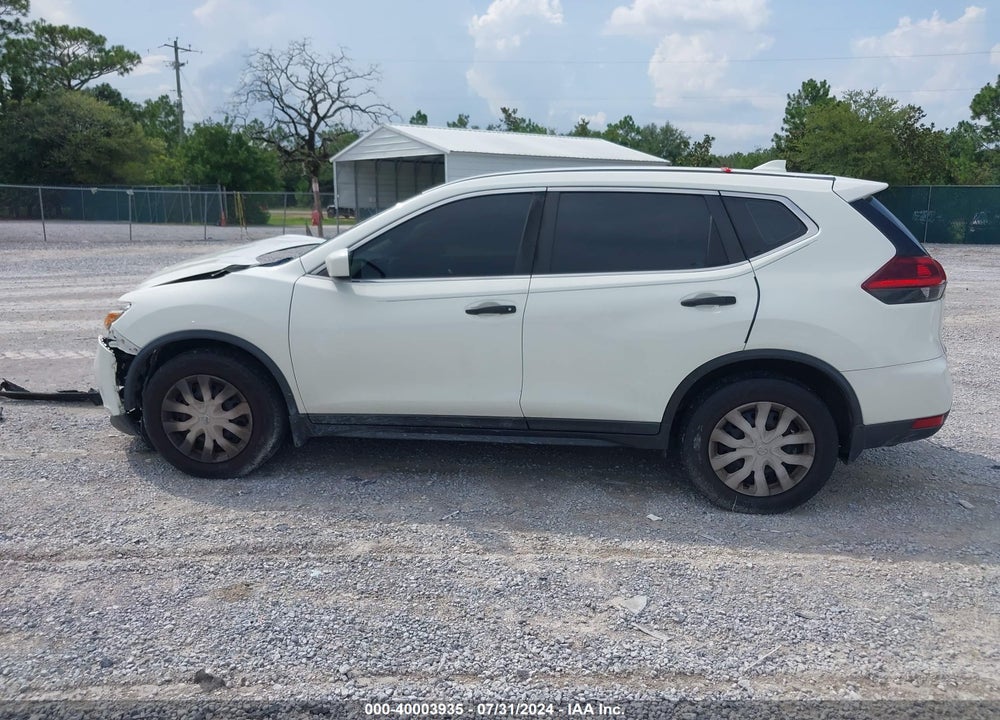 2018 NISSAN ROGUE S VIN: 5N1AT2MT4JC755725