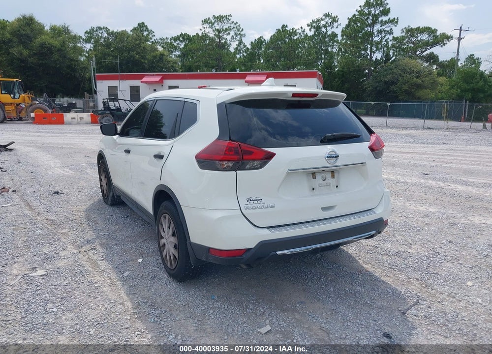 2018 NISSAN ROGUE S VIN: 5N1AT2MT4JC755725