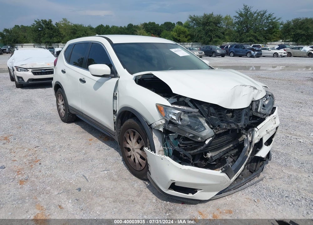 2018 NISSAN ROGUE S VIN: 5N1AT2MT4JC755725