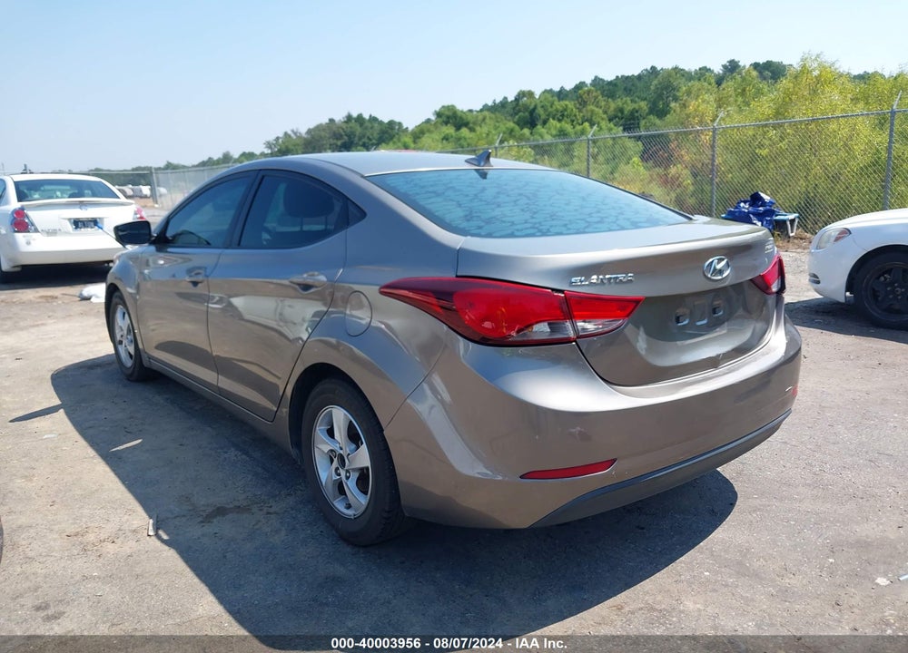 2014 HYUNDAI ELANTRA VIN: 5NPDH4AE8EH488863