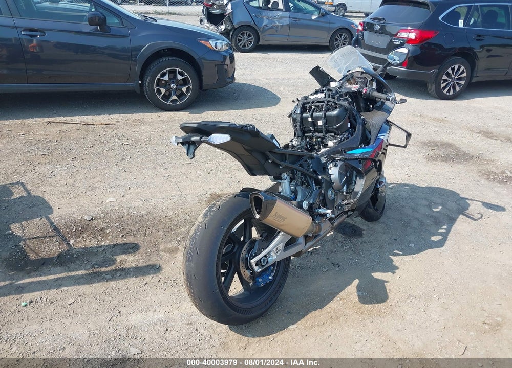 2024 BMW M 1000 RR VIN: WB10P0304R6J56671