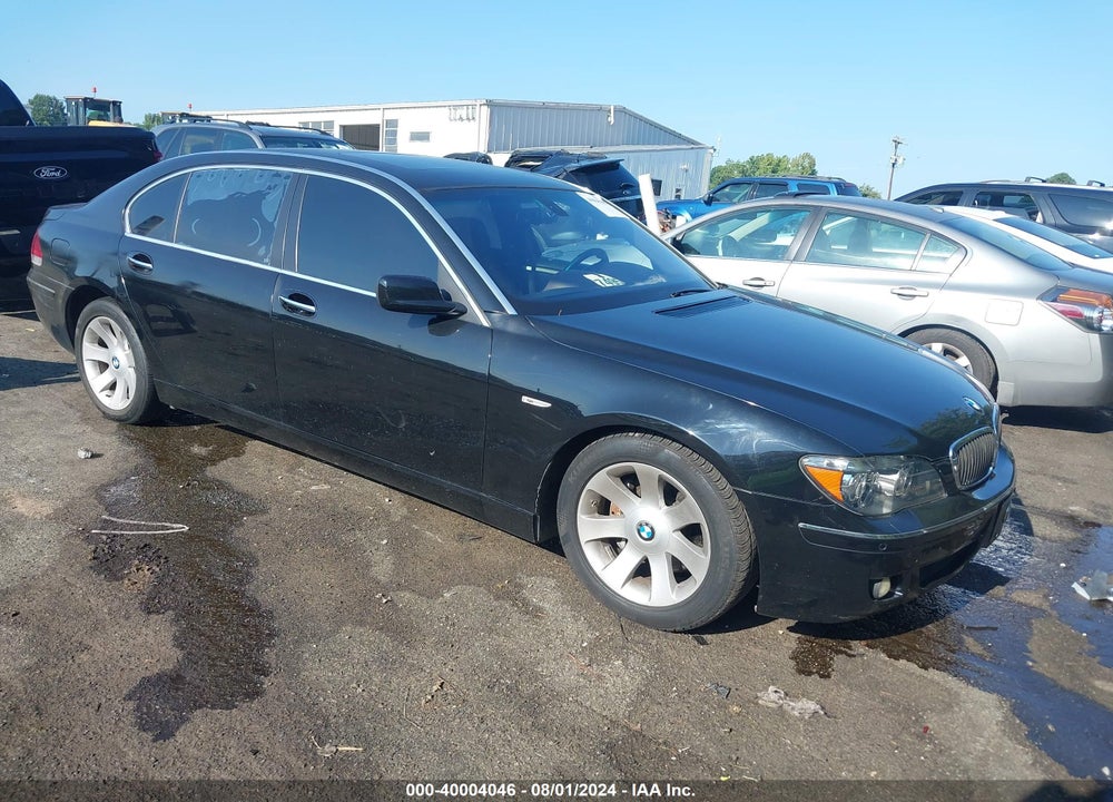2007 BMW 750LI VIN: WBAHN83527DT72692