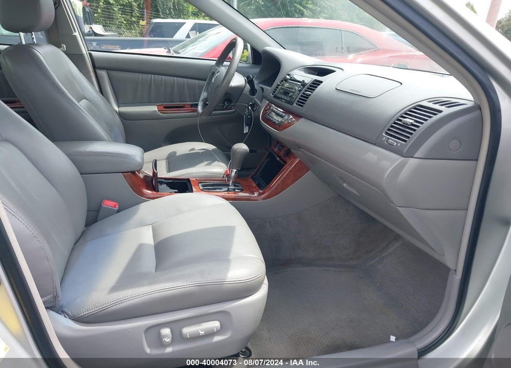 2006 TOYOTA CAMRY XLE VIN: 4T1BE30K06U724135