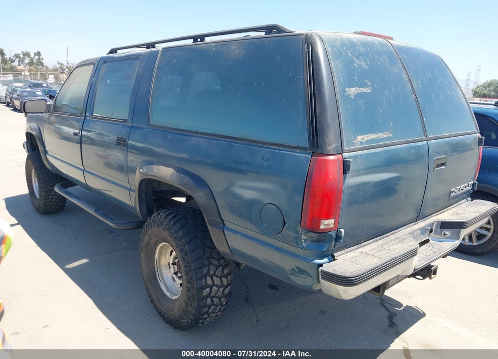 1994 CHEVROLET SUBURBAN K1500 VIN: 1GNFK16K2RJ337643