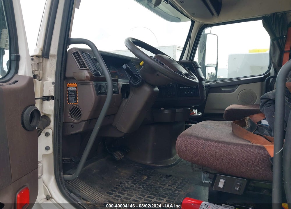 2016 VOLVO VN VNL VIN: 4V4NC9EH1GN953771