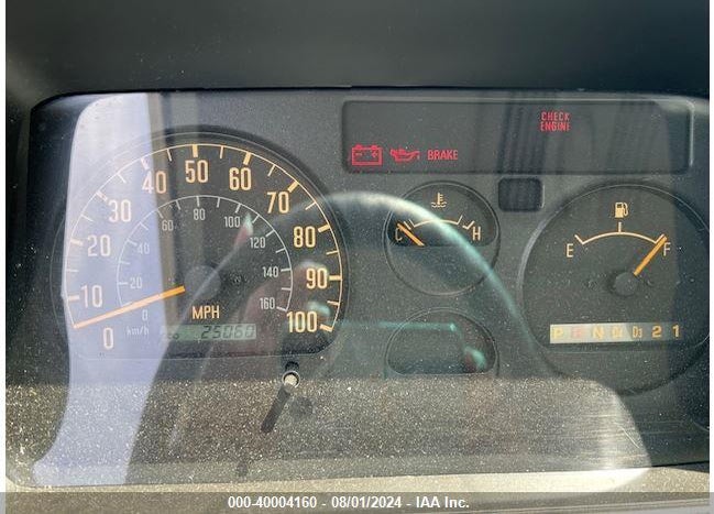 1998 GMC 4000 W4S042 VIN: 4KDB4B1R3WJ002586