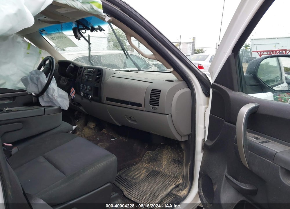 2012 CHEVROLET SILVERADO 1500 LS VIN: 1GCRCREA1CZ292424