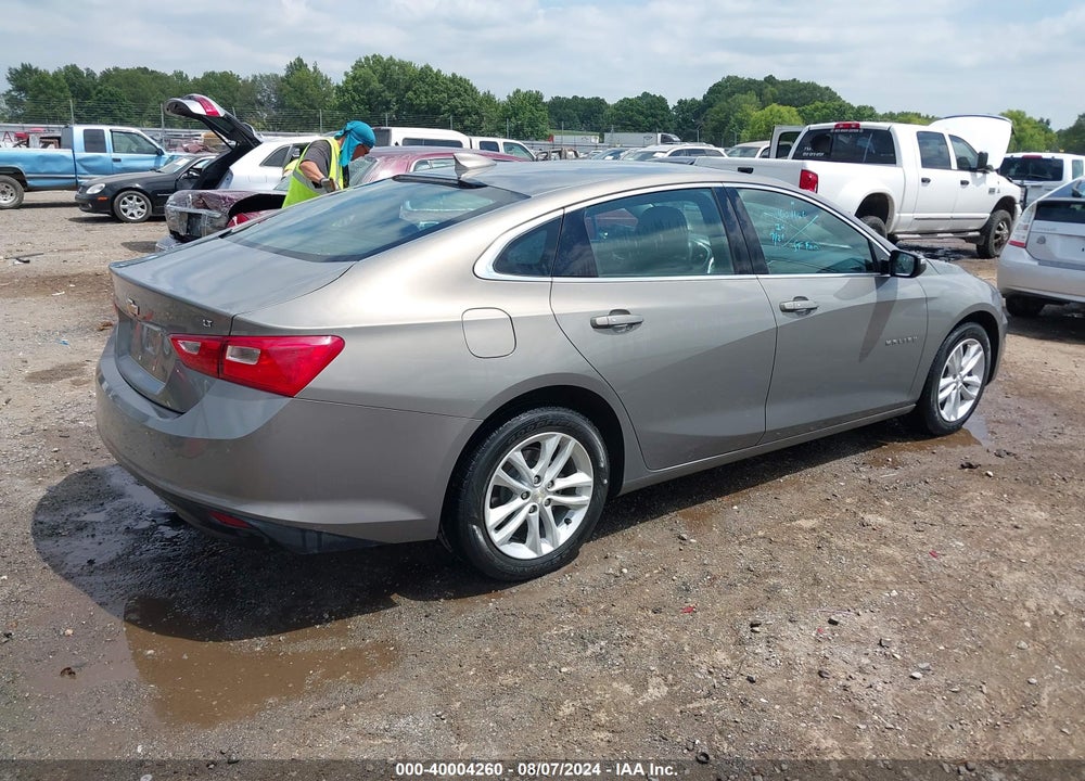 2018 CHEVROLET MALIBU LT VIN: 1G1ZD5ST7JF252335